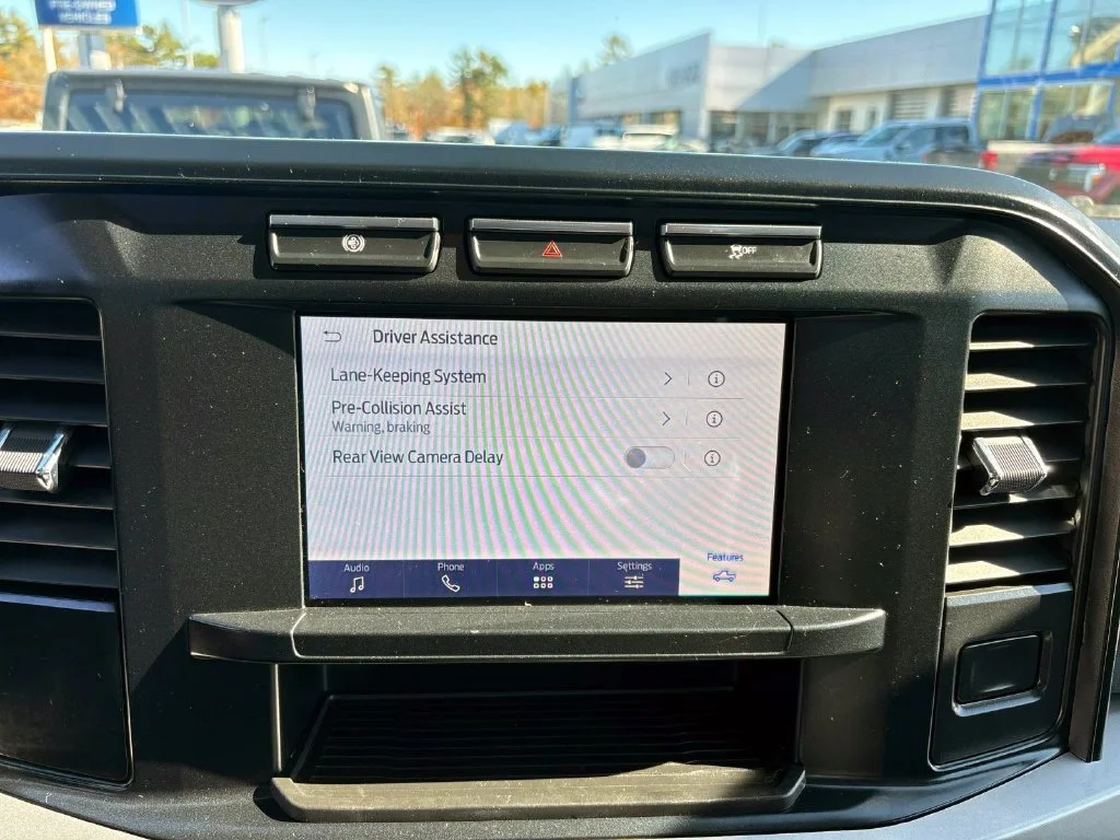 Used 2024 Oxford White Ford XLT image 24