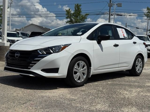 Used 2024 White Nissan 1.6 S image 3