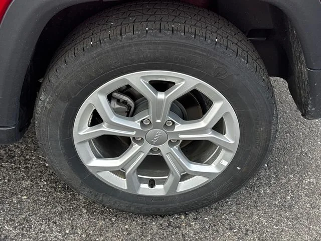 Certified Used 2024 Red Jeep Latitude image 11