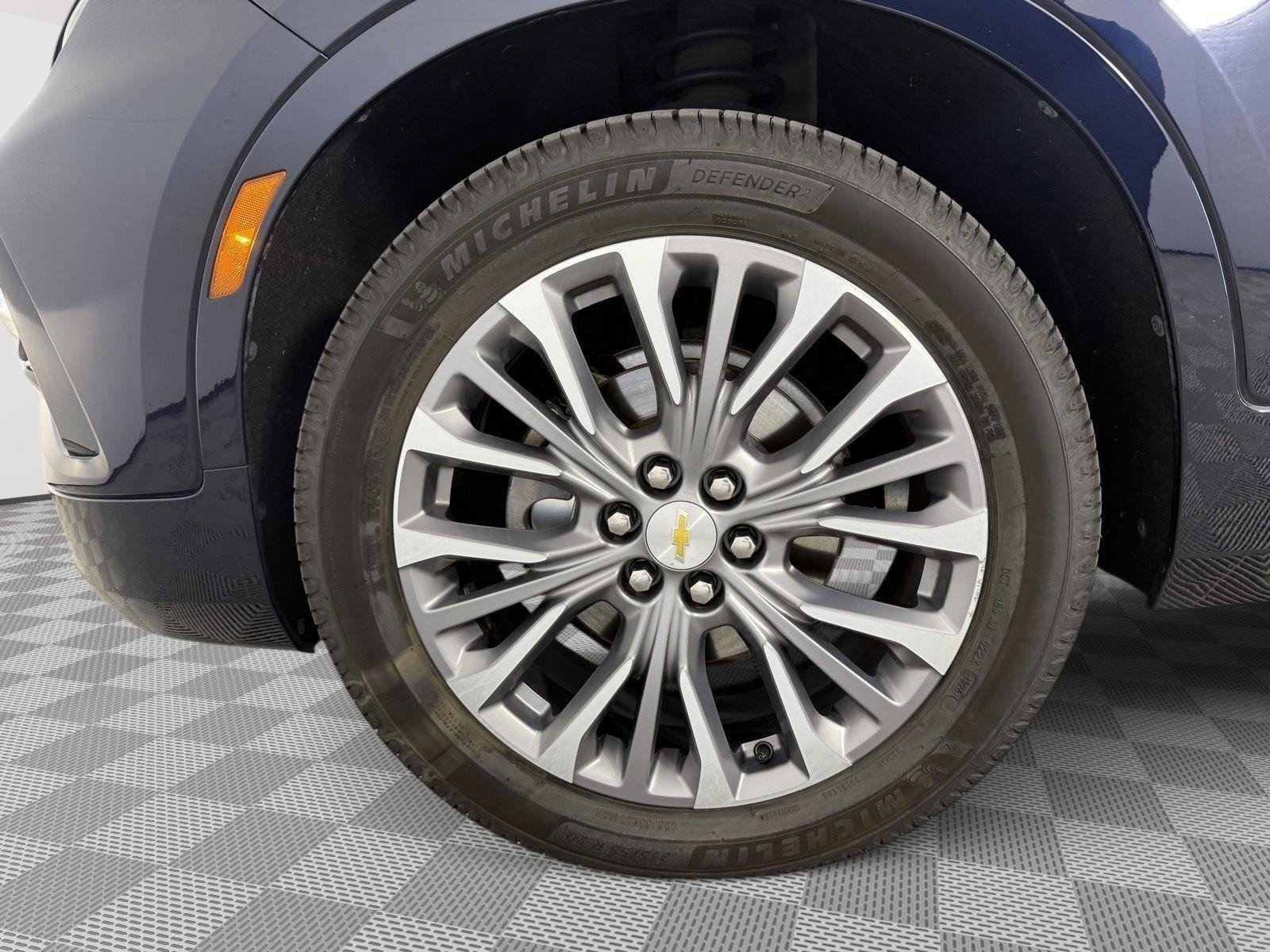 Used 2020 Midnight Blue Metallic Chevrolet Premier image 22