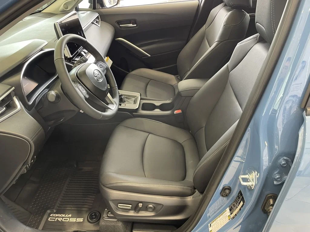 New 2026 Cavalry Blue Toyota XLE image 16
