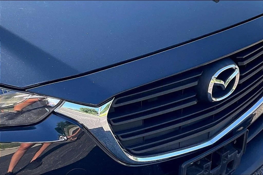 Used 2019 Black Mazda Sport image 30