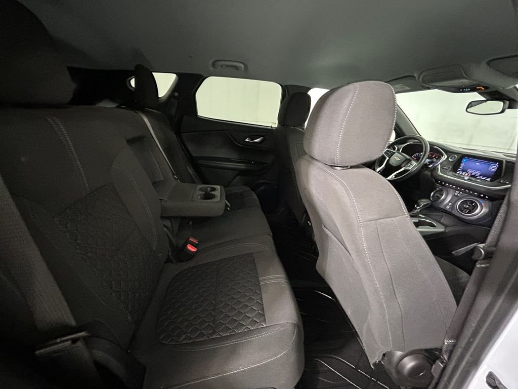 Used 2021 White Chevrolet LT image 17