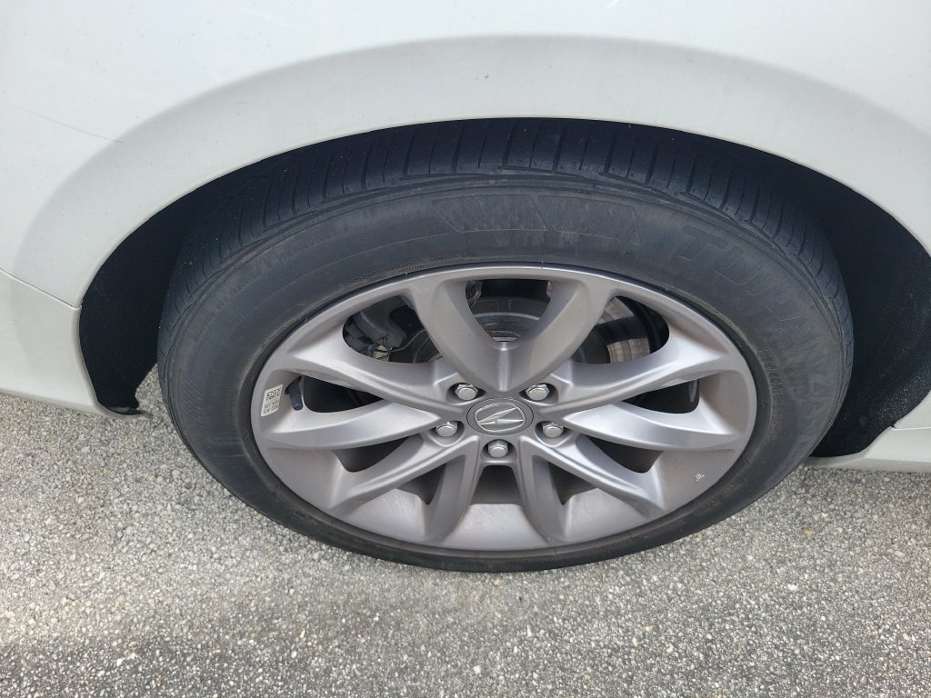 Used 2023 White Acura Base image 8