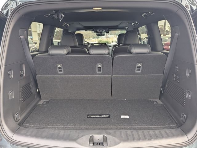 2026 Nissan Armada PRO-4X - Photo 6