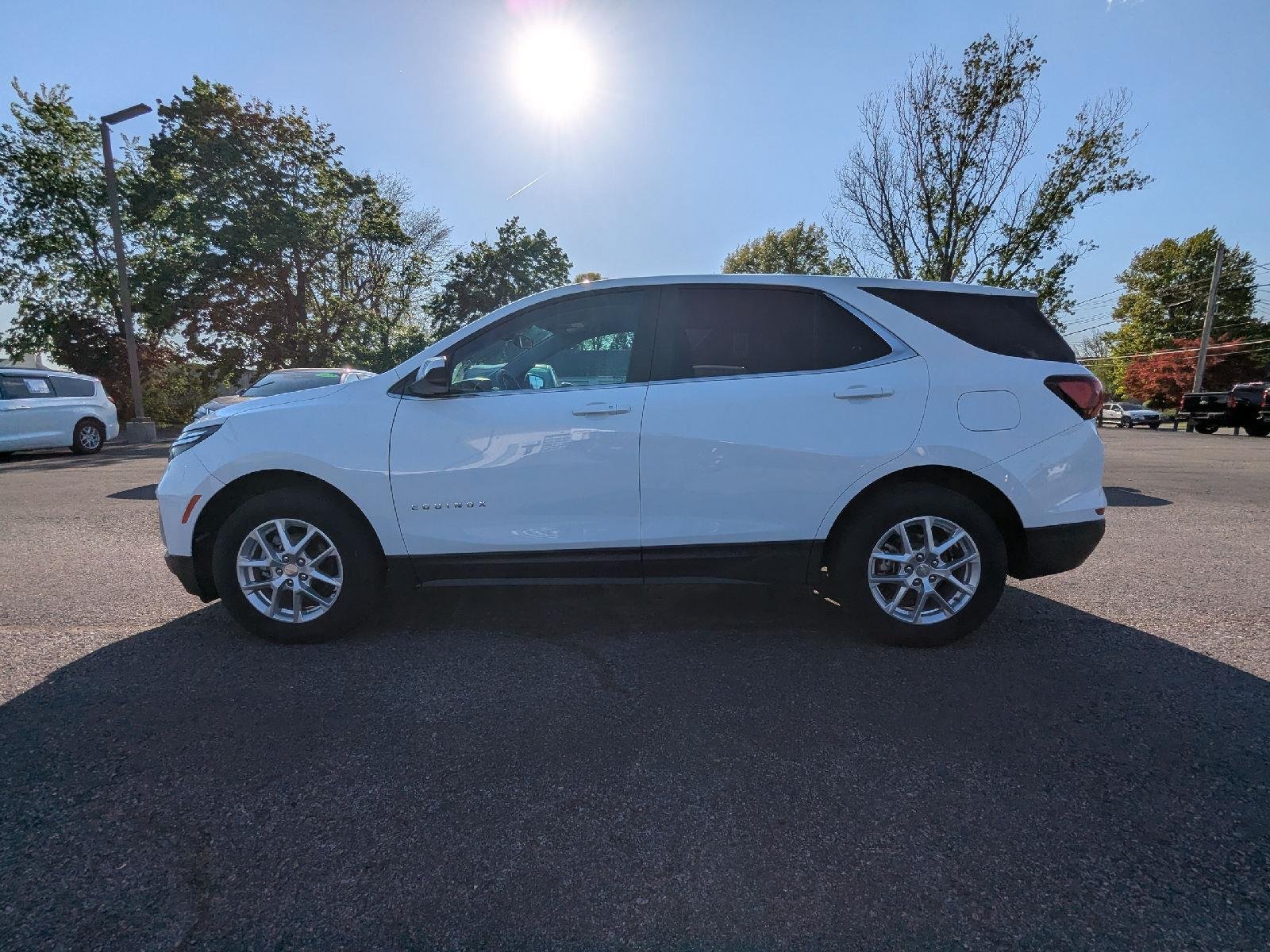 Used 2023 Summit White Chevrolet LT image 5