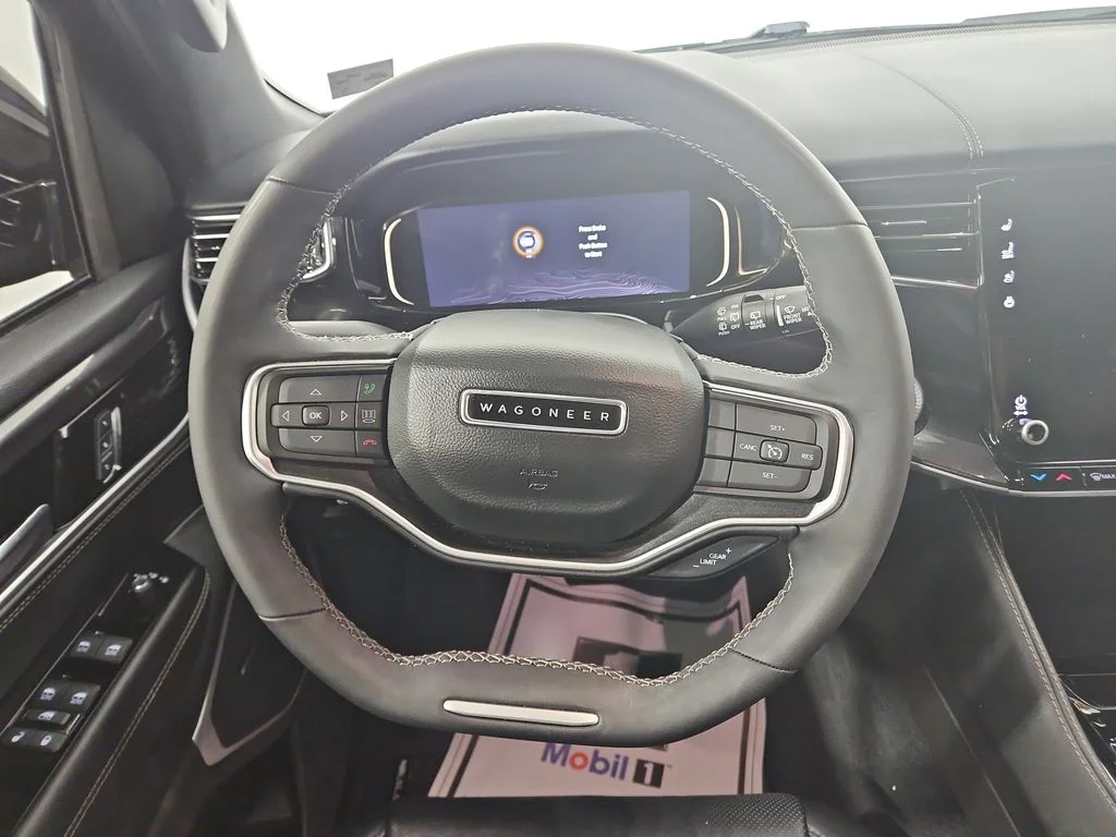 Used 2023 Gray Jeep Base image 15