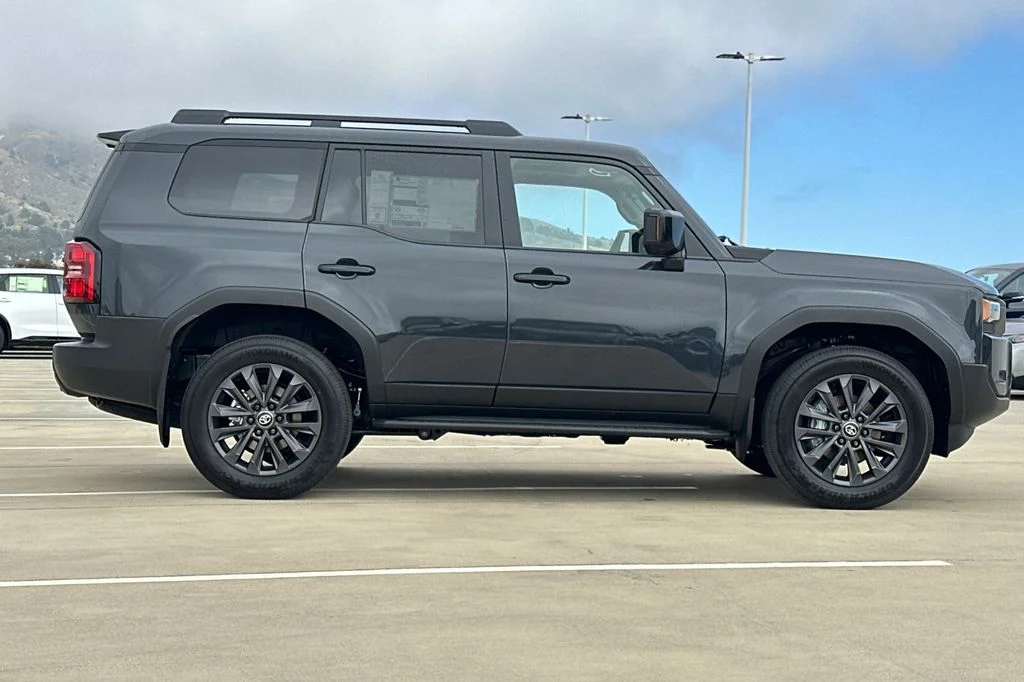 New 2027 Underground Toyota  image 3