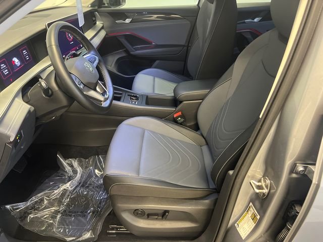 Certified Used 2025 Silver Volkswagen 2.0T SE image 7