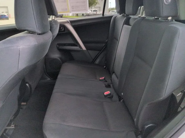 Used 2017 White Toyota LE image 14