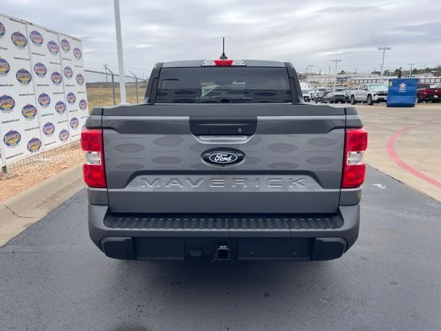 New 2026 Carbonized Gray Metallic Ford XLT image 5