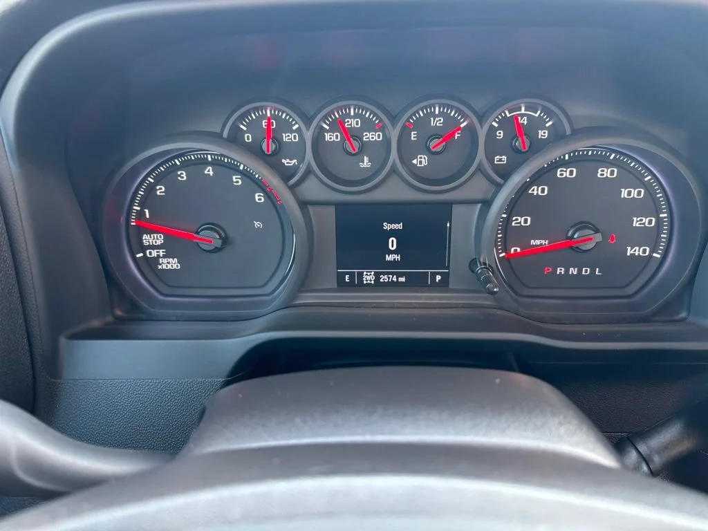 2024 Chevrolet Silverado 1500 Custom - Photo 13