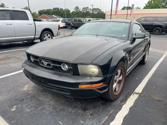Used 2008  Ford  image 4