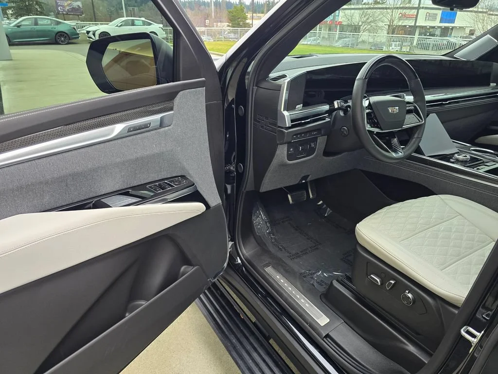 Used 2025 Black Raven Cadillac Escalade-V image 22