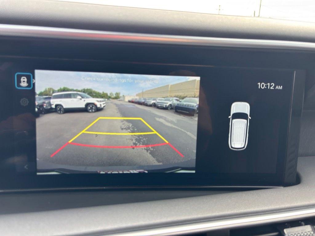 New 2027 Silver Hyundai SEL AWD image 13