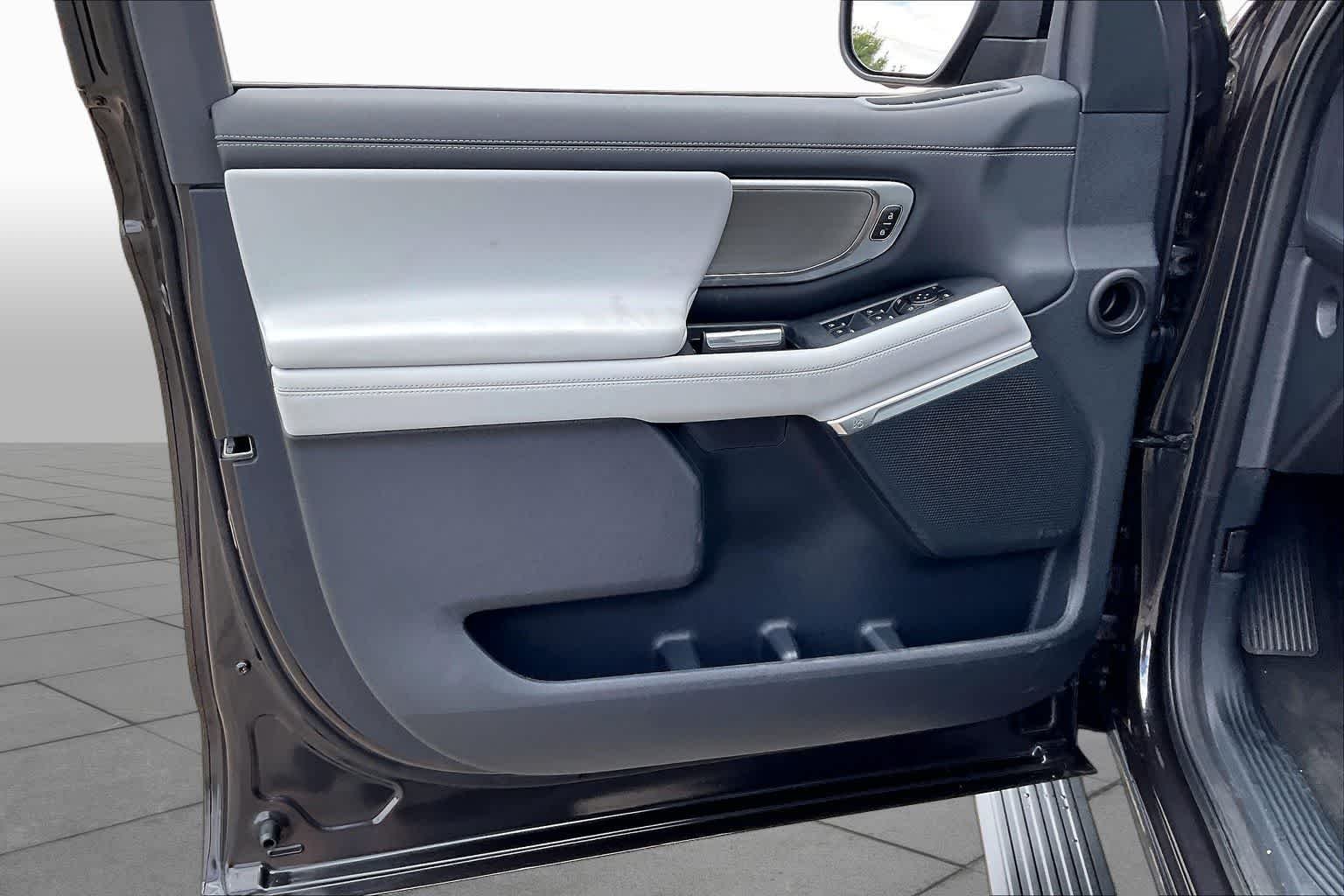 New 2026 Dark Matter Gray Metallic Ford MAX Platinum® image 10