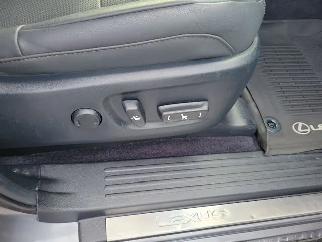 Used 2021 Gray Lexus 460 image 34