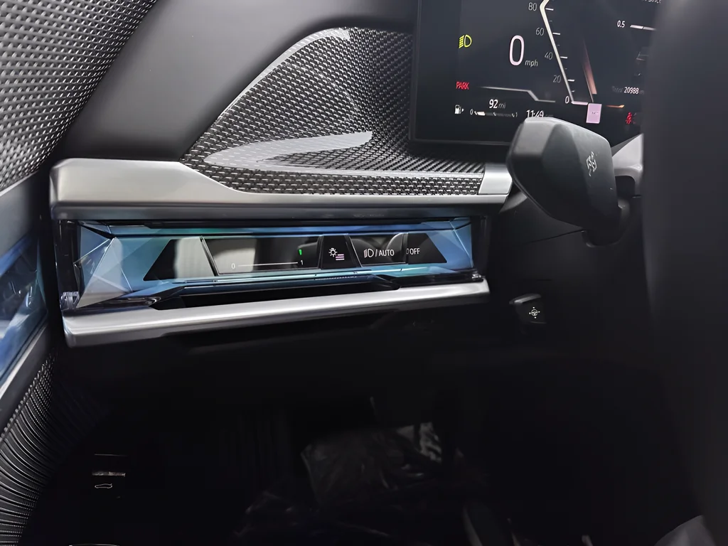 2025 BMW 7 Series 760i - Photo 20