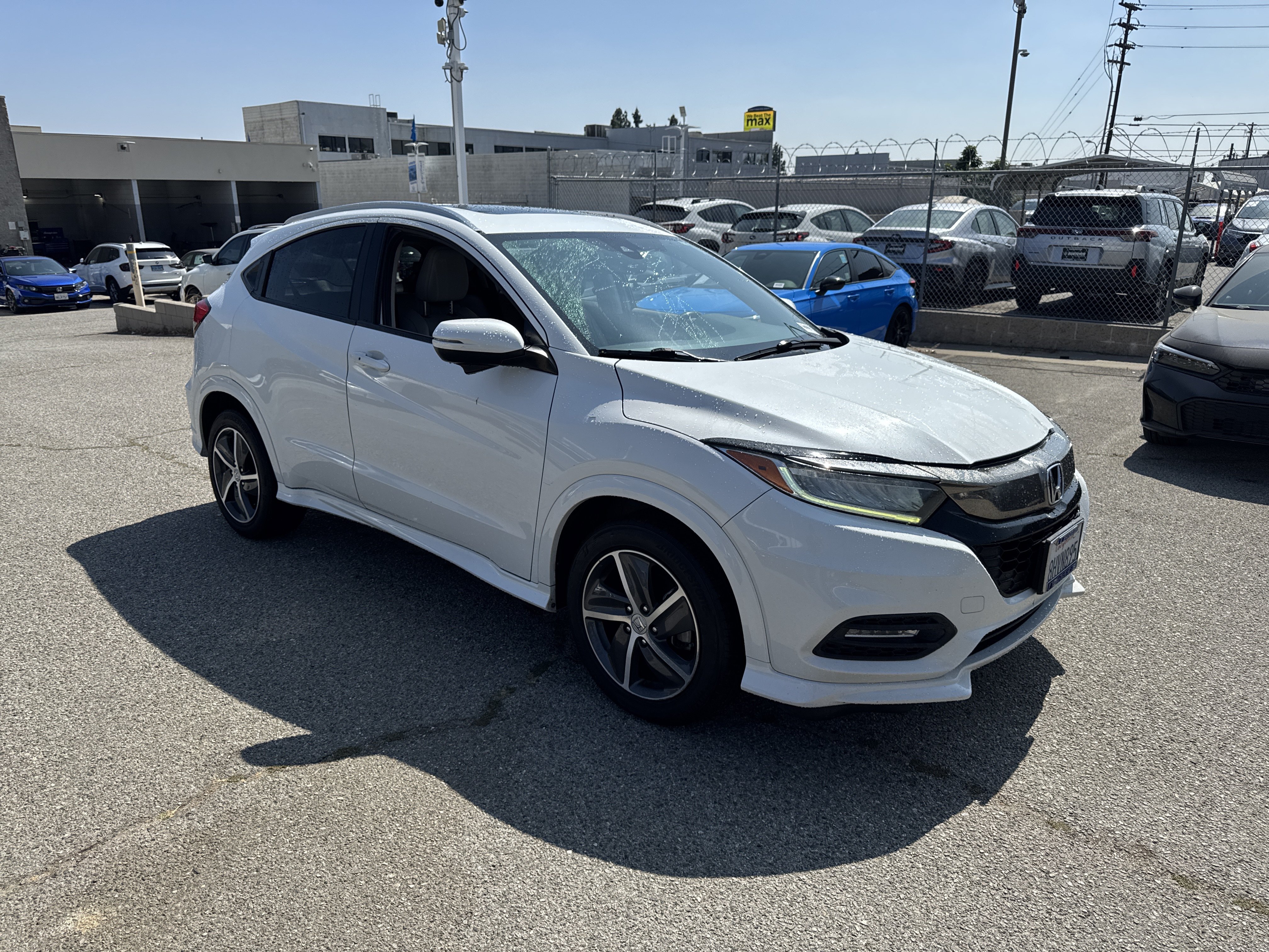 Used 2019 Platinum White Pearl Honda Touring image 2