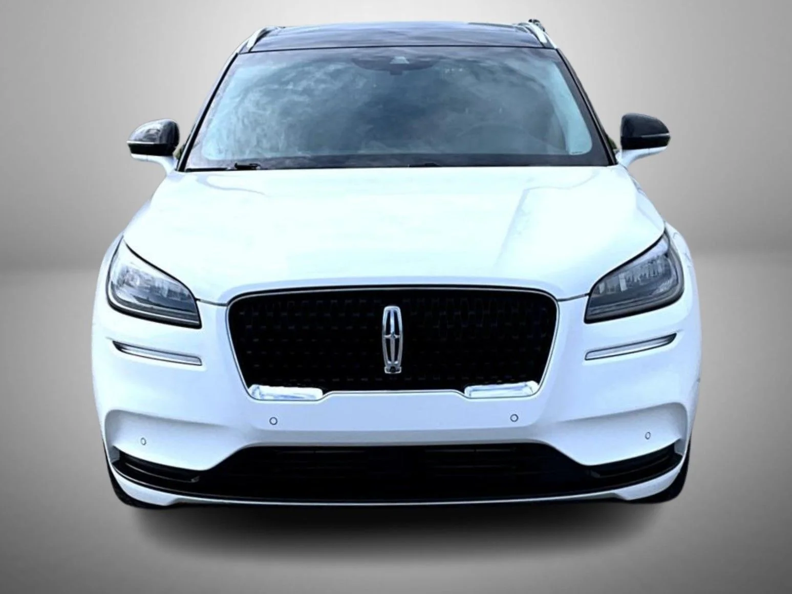 Used 2022 White Lincoln Reserve image 2