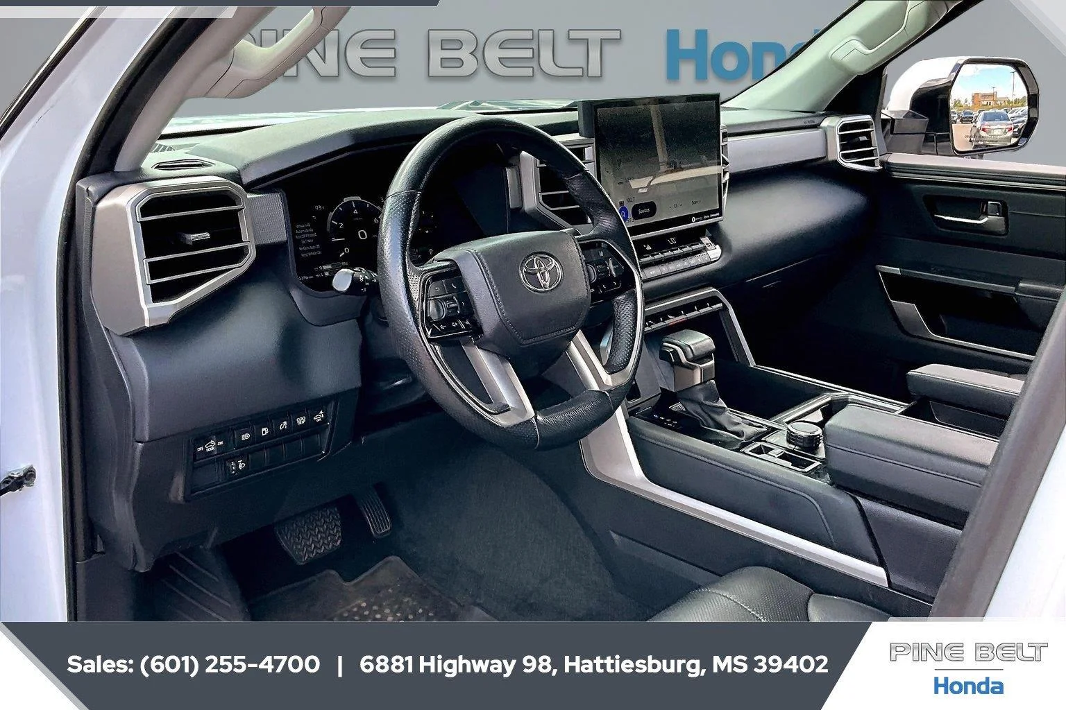 Used 2022 White Toyota Limited Hybrid image 12