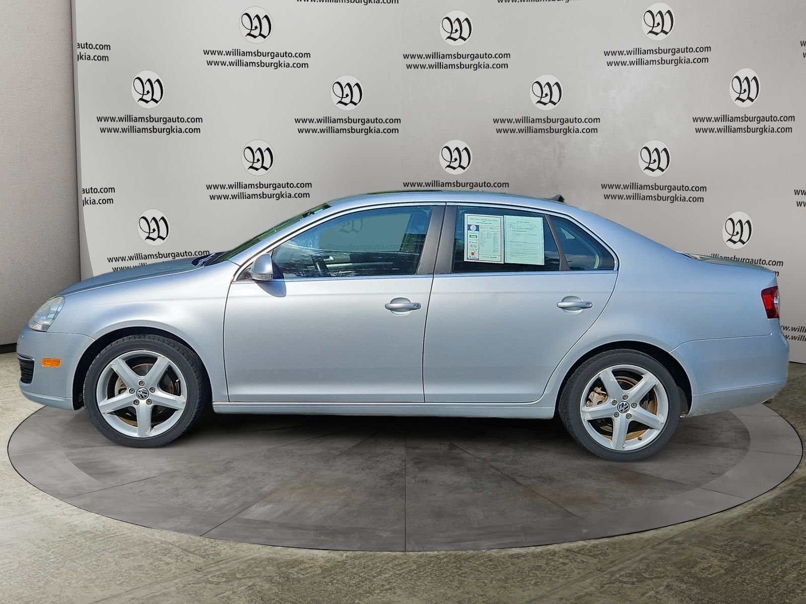 Used 2008 Volkswagen Jetta SE with VIN 3VWRM71K18M169390 for sale in Williamsburg, VA