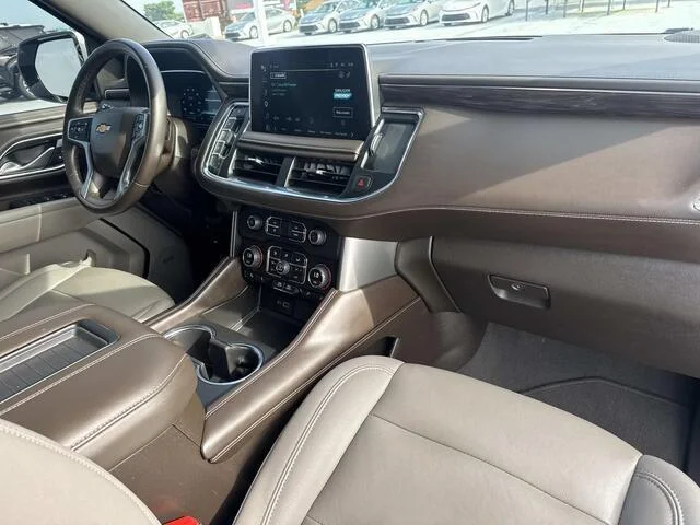 Used 2024 Summit White Chevrolet LT image 12