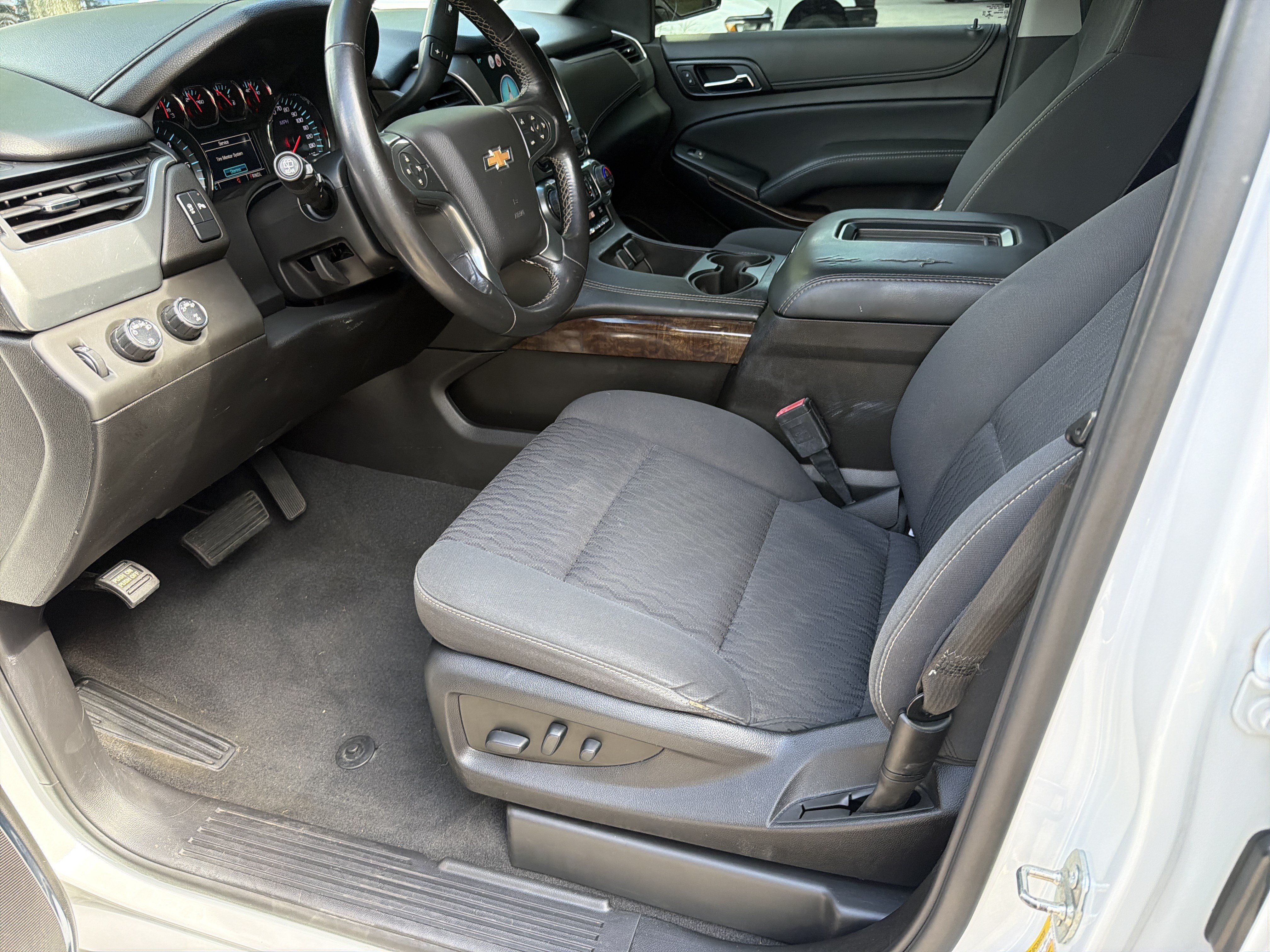 Used 2019 Summit White Chevrolet LS image 12