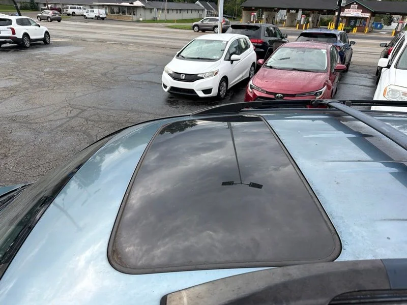 Used 2011 Blue Toyota Base image 12