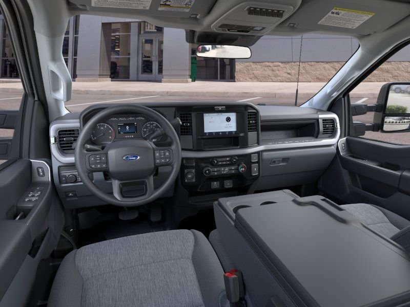 2026 Ford F-350 Super Duty XL - Photo 9