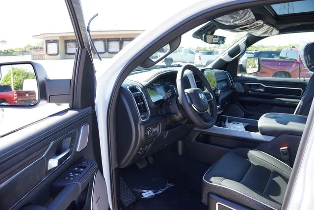 New 2027 Bright White Clear-Coat Exterior Paint RAM Laramie image 11