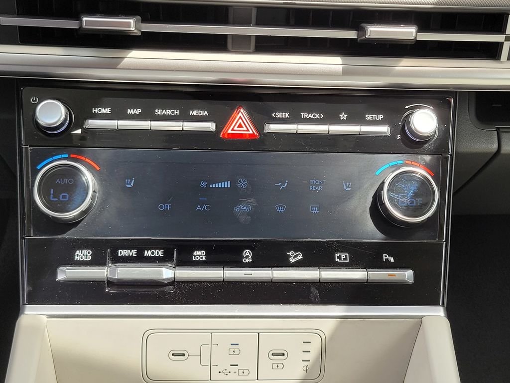 Certified Used 2025 Black Hyundai SEL image 21