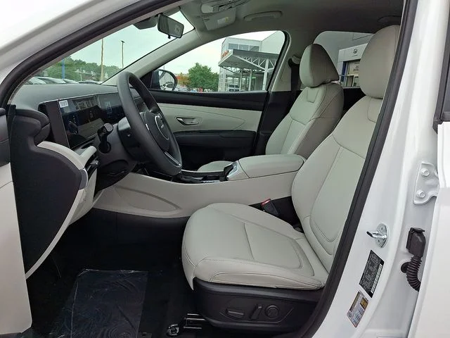 New 2026 White Hyundai SEL Plus image 12