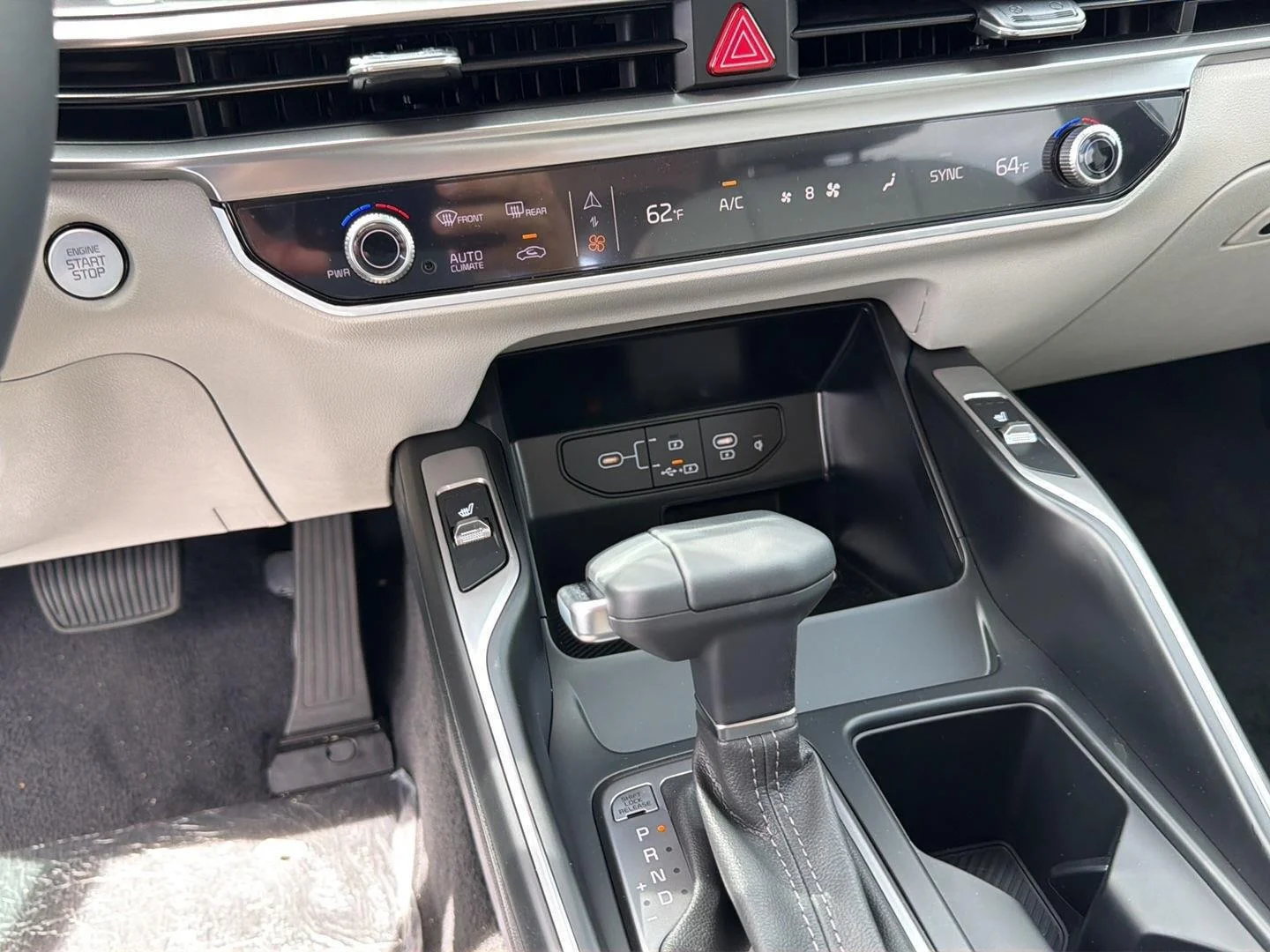 New 2026 Wolf Gray Kia S image 13