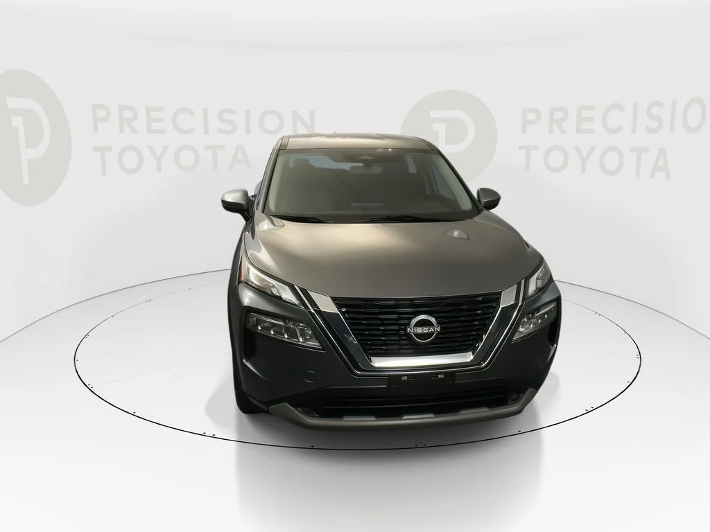Used 2023 Gun Metallic Nissan SV image 4