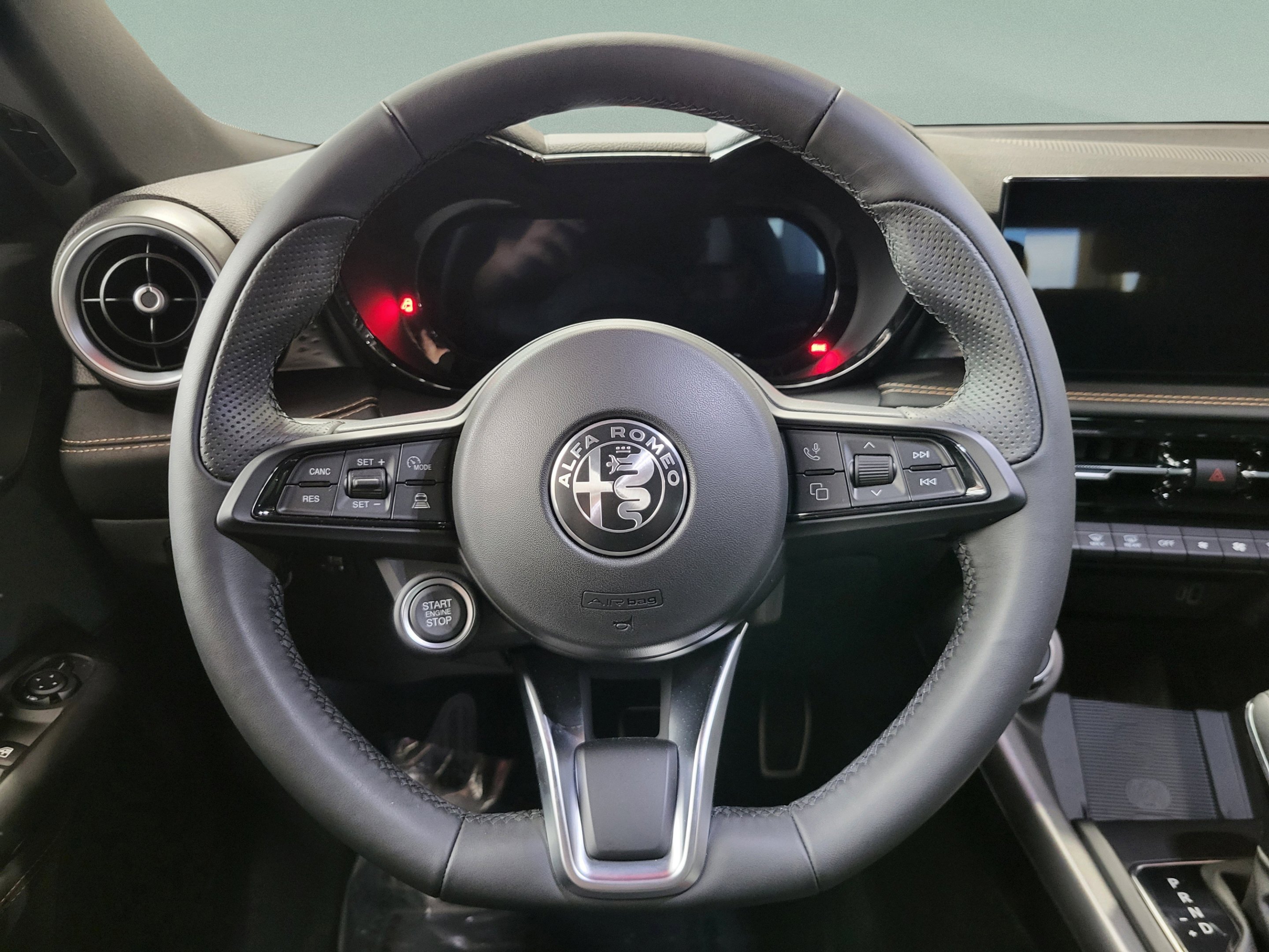 New 2025 Grigio Ascari Metallic Alfa Romeo  image 47