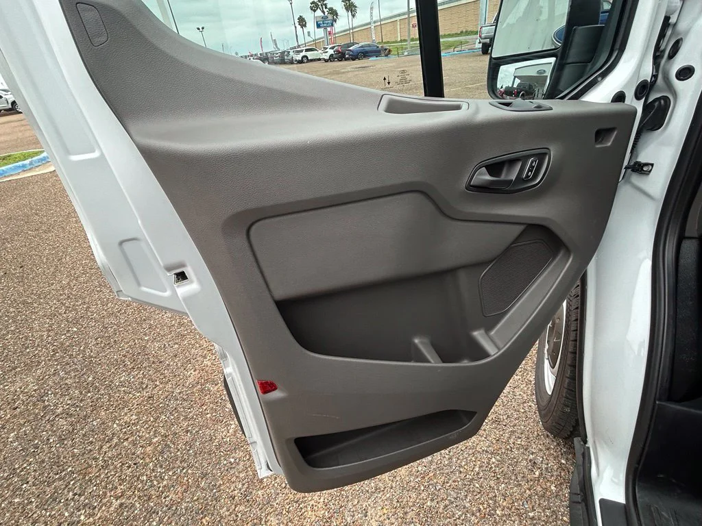 Used 2026 White Ford XL image 10