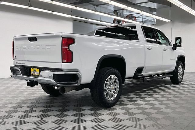 2025 Chevrolet Silverado 3500HD LTZ - Photo 13