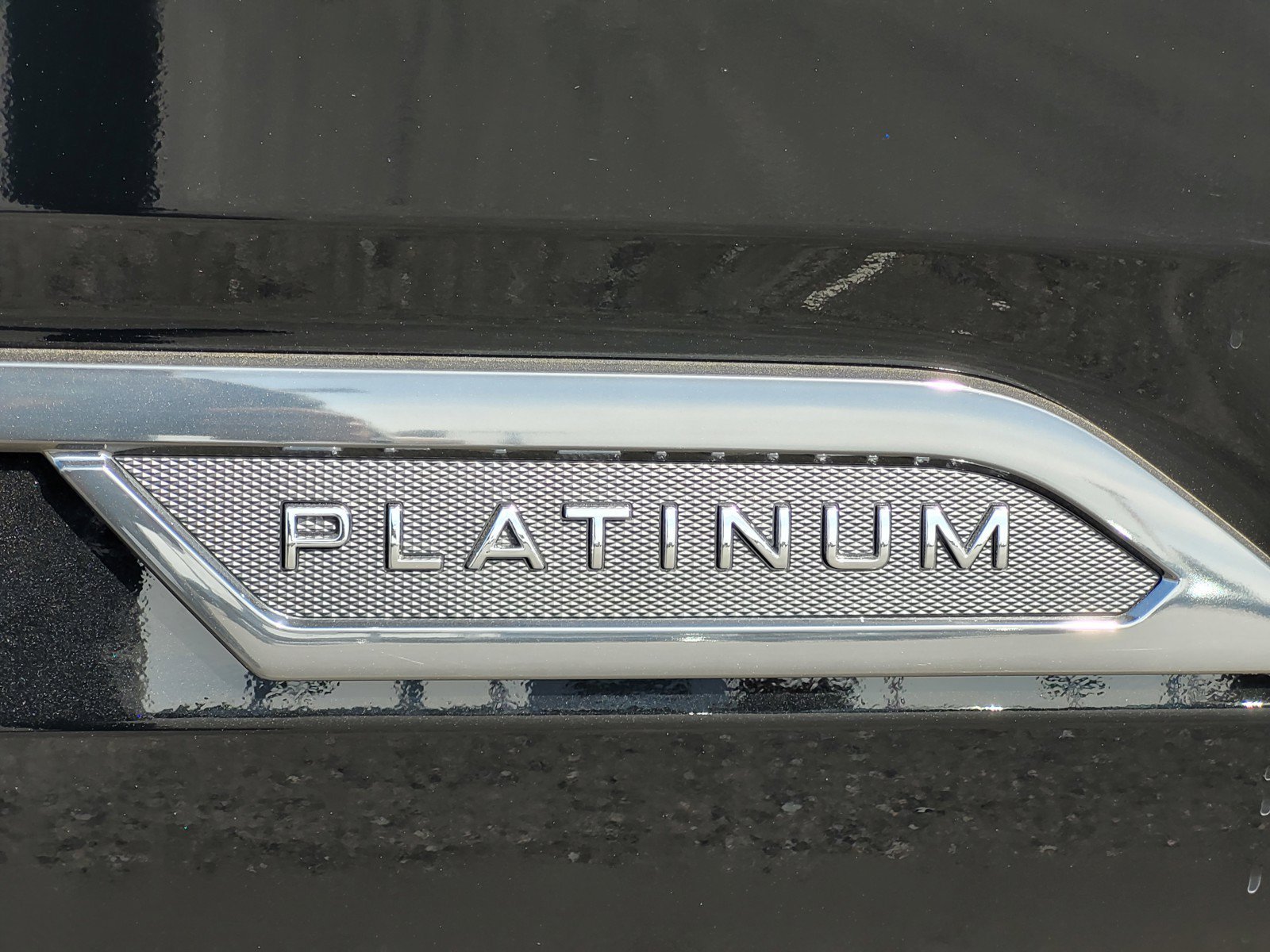 New 2026 Midnight Black Metallic Toyota  Platinum image 5