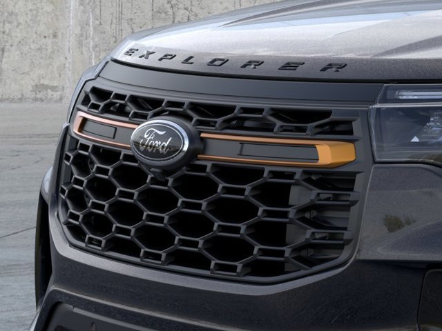 New 2026 Agate Black Metallic Ford Tremor® image 17