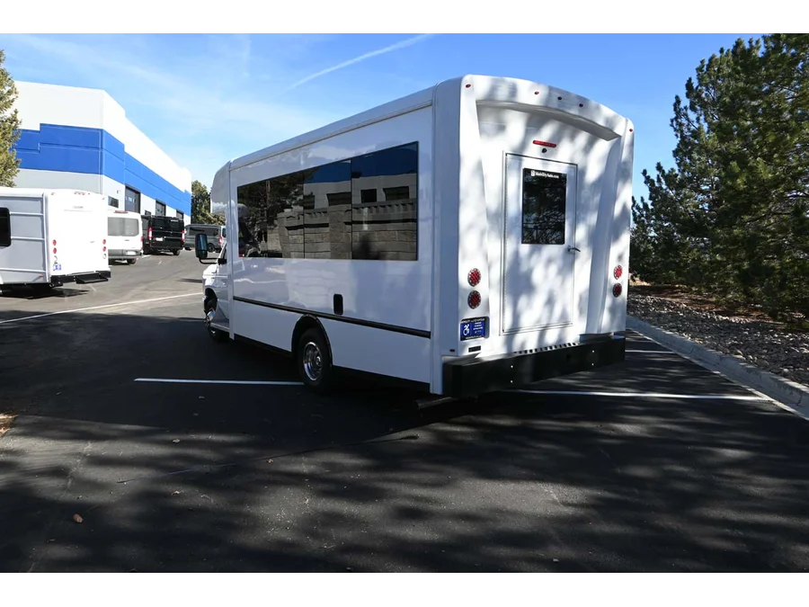 2026 Ford E-Series Cutaway Base - Photo 8
