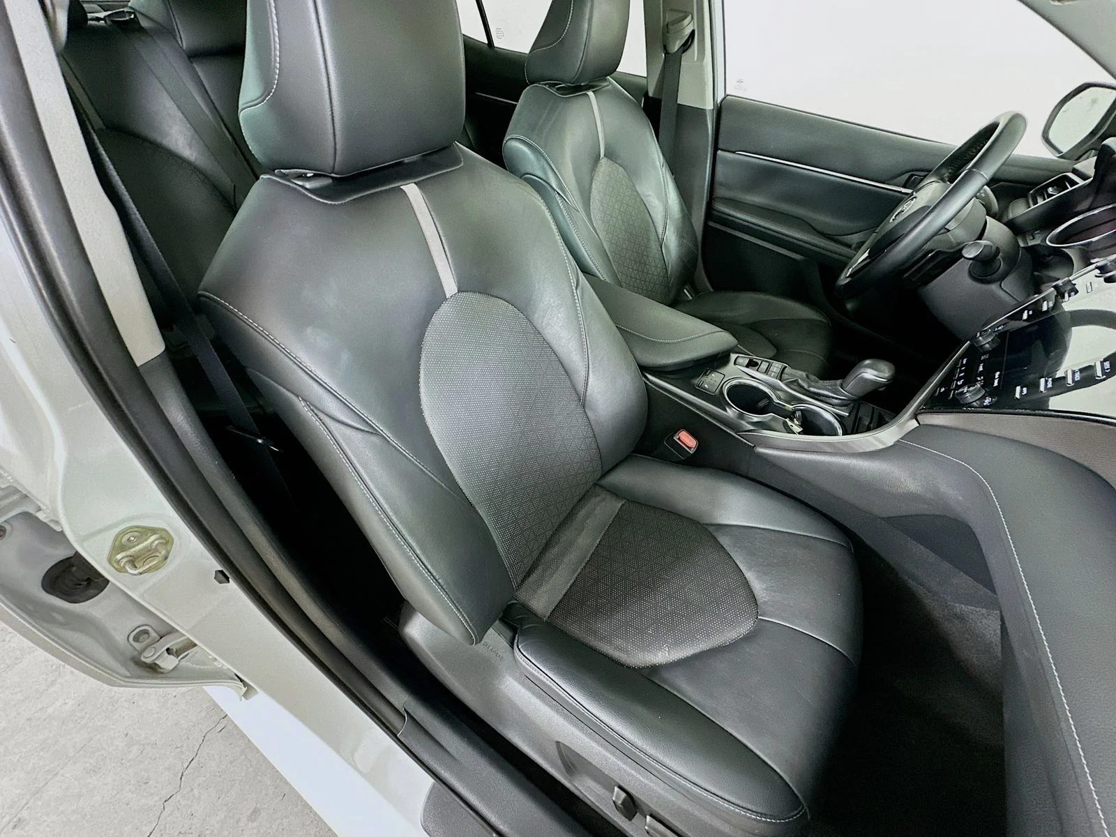 Used 2020 Beige Toyota  image 41