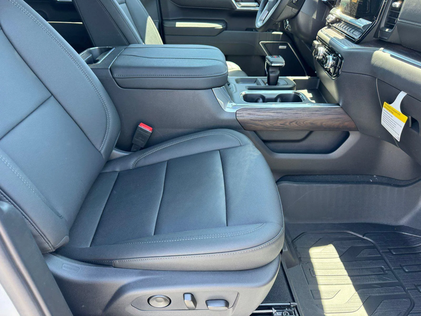 New 2026 Summit White GMC SLT image 8