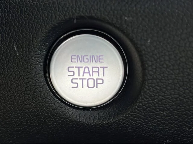 Used 2025 Black Kia S image 28