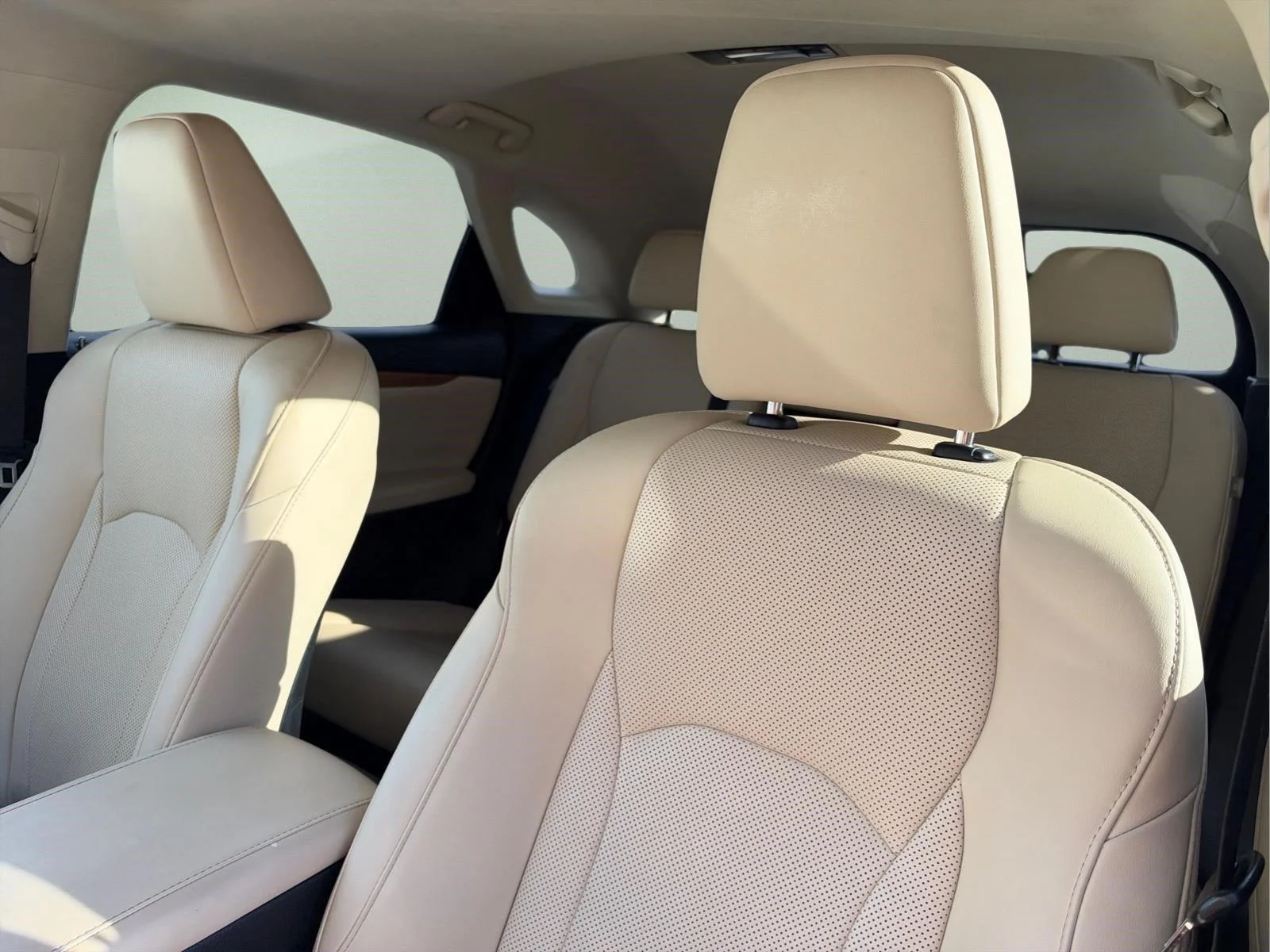 Used 2021 Moonbeam Beige Metallic Lexus RX 350 image 23