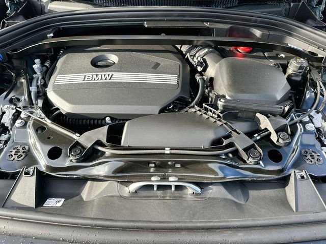 New 2027 Green BMW xDrive28i image 23