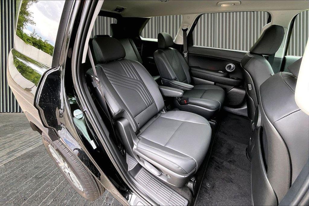 New 2026 Abyss Black Pearl Hyundai SEL Premium image 11