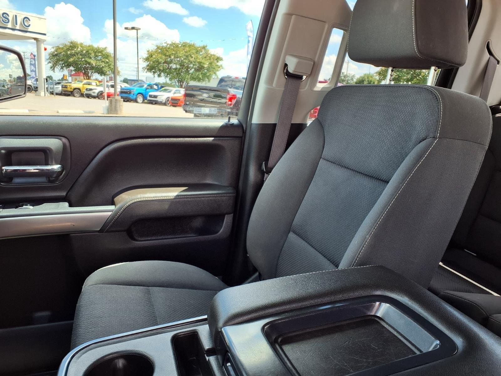 Used 2017 Red Hot Chevrolet LT image 20