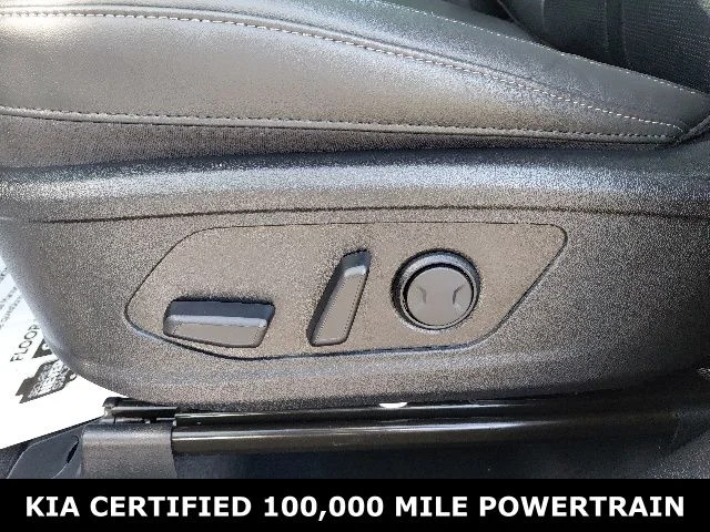 Used 2024 White Kia X-Line EX image 21