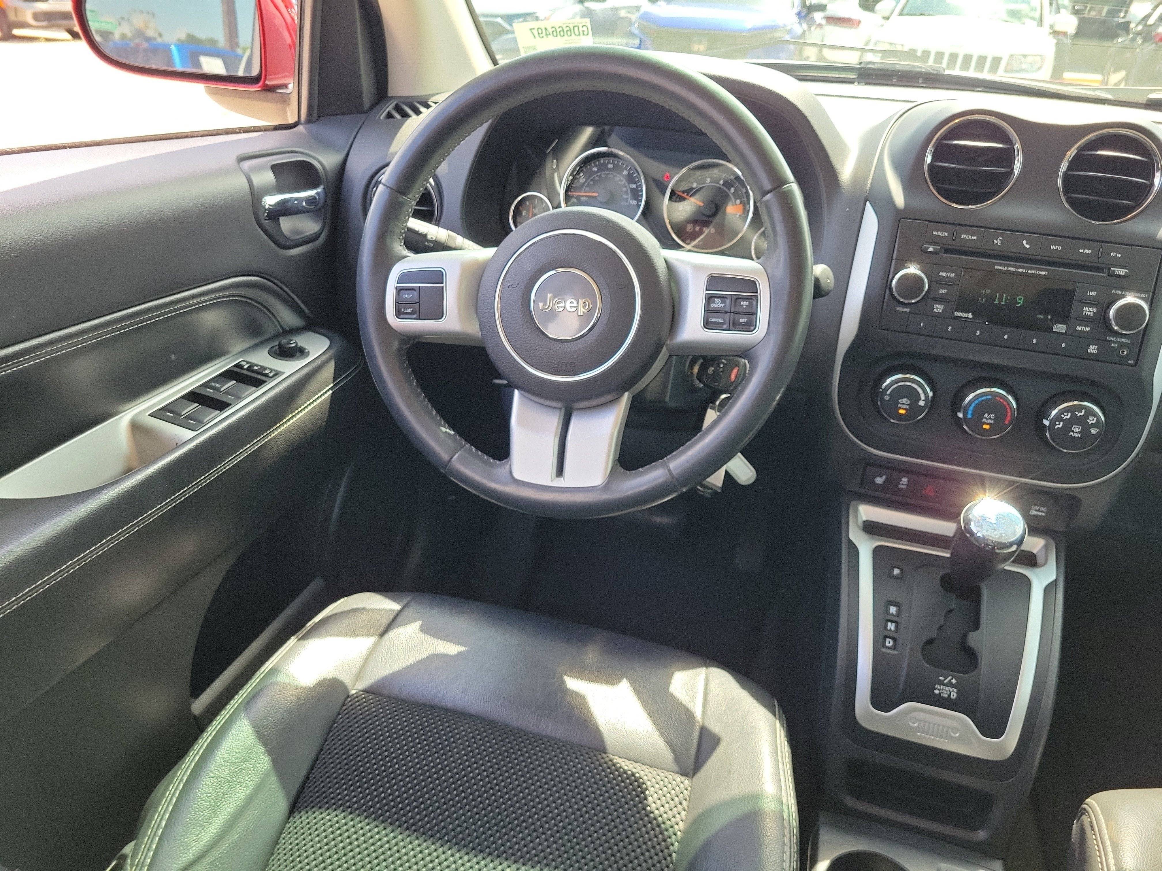 Used 2016 Deep Cherry Red Crystal Pearlcoat Jeep Latitude image 17